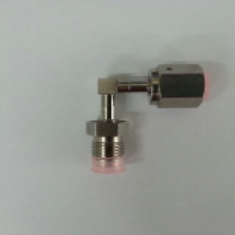 1/4" VCR Micro Female to Micro Male (Micro Elbow)